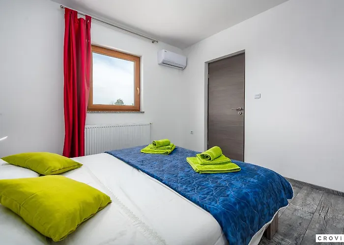 빌라 Frankovici 파진